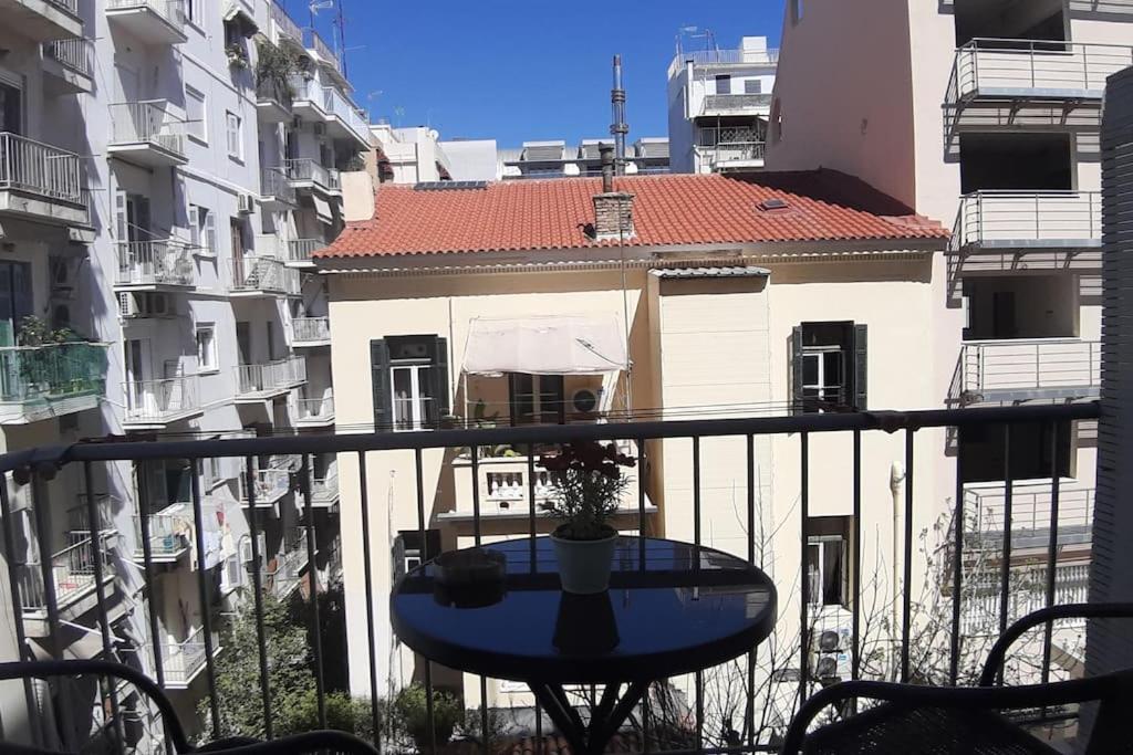 Comfortable Apt, Next To Archeological Museum! Athen Exterior foto