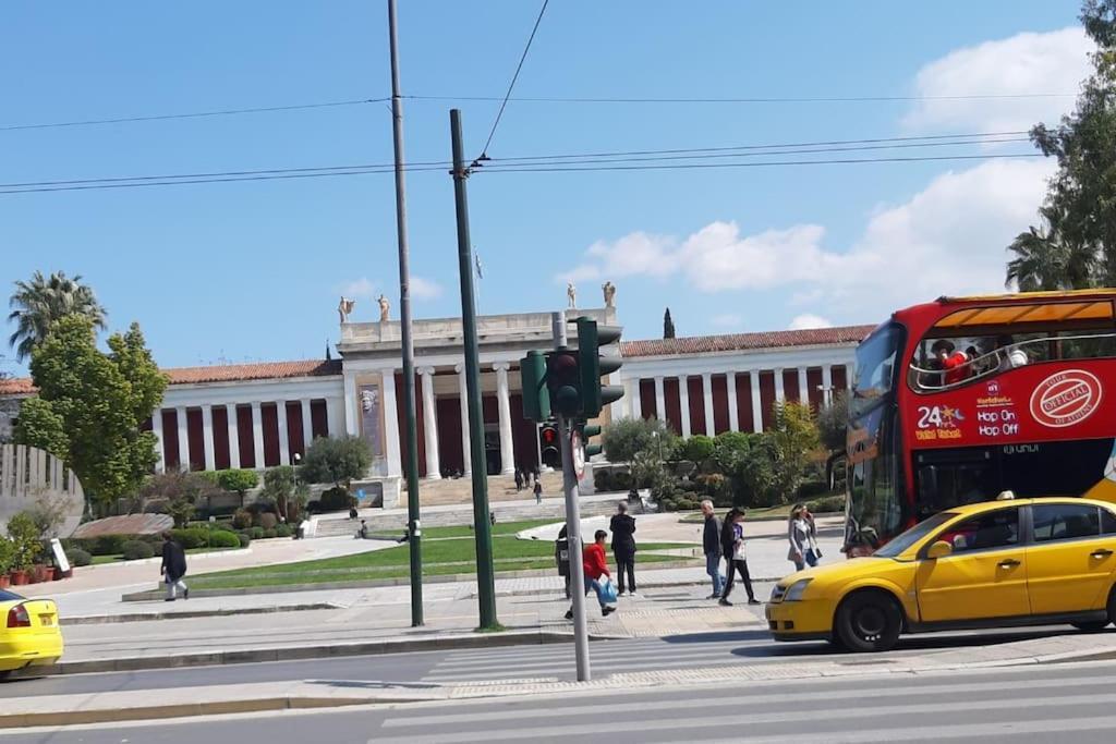 Comfortable Apt, Next To Archeological Museum! Athen Exterior foto